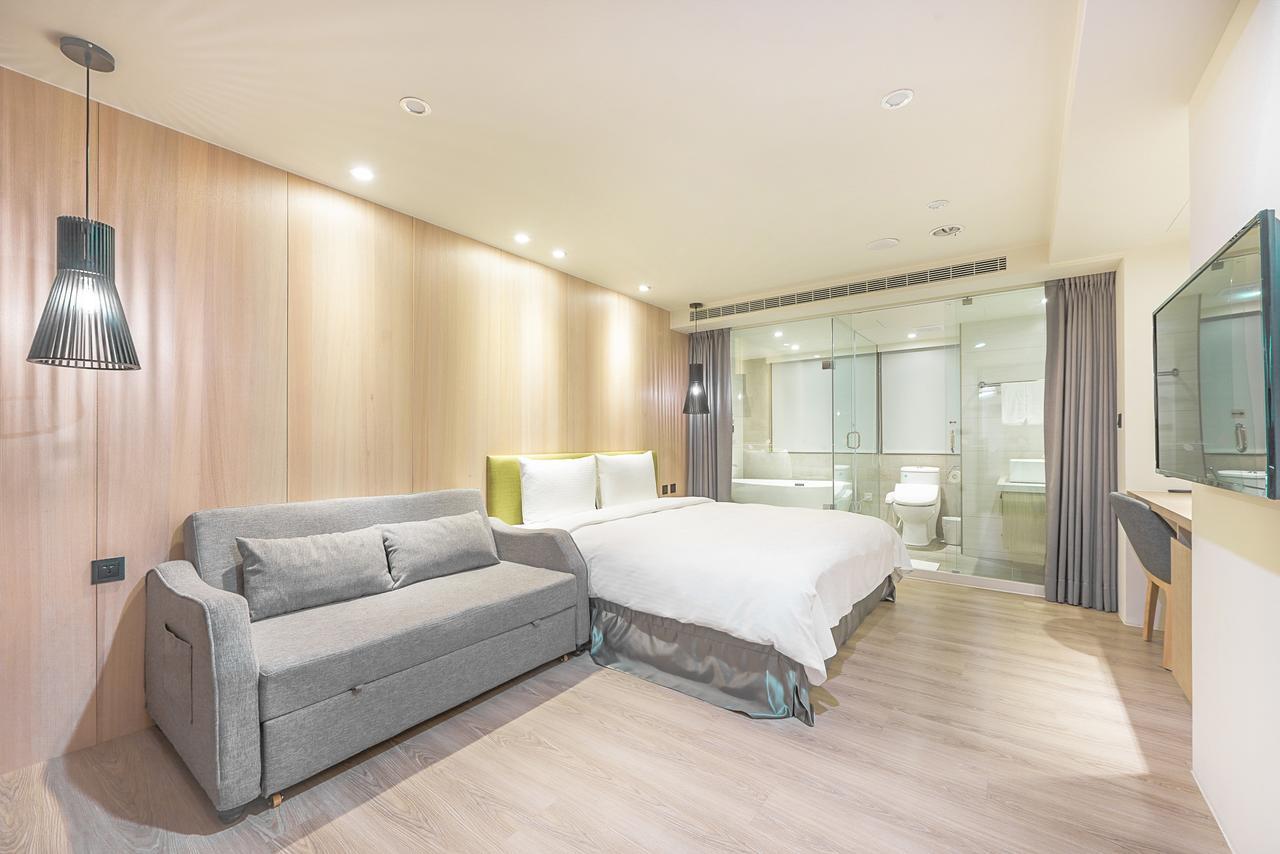 Green Hotel - West District Тайчжун Экстерьер фото